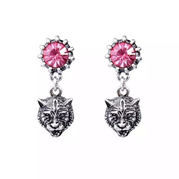 Angry cat face earrings - Picture 3 of 7